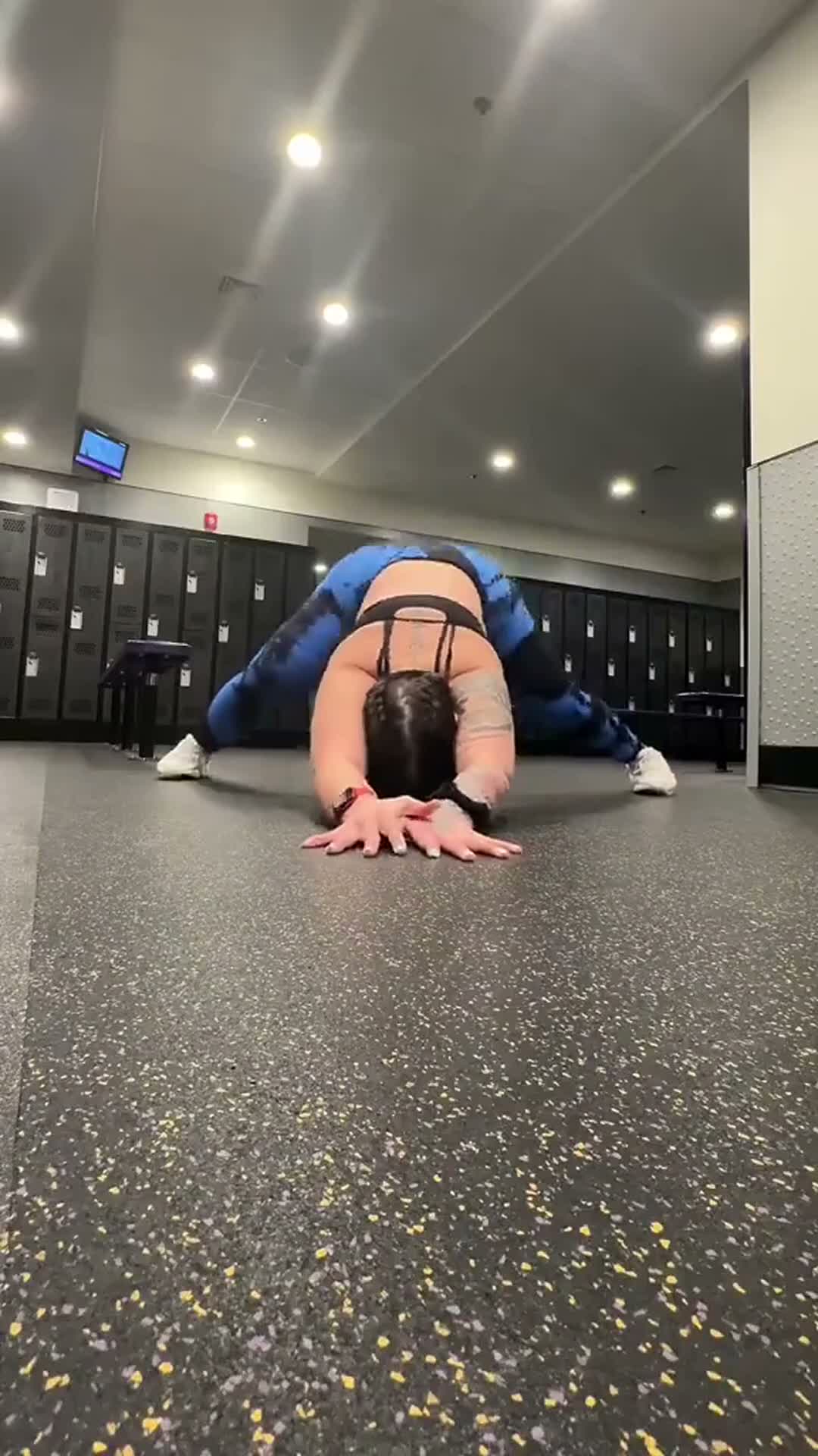 Asian Beauty Teasing Slow Burn Heat — Encore