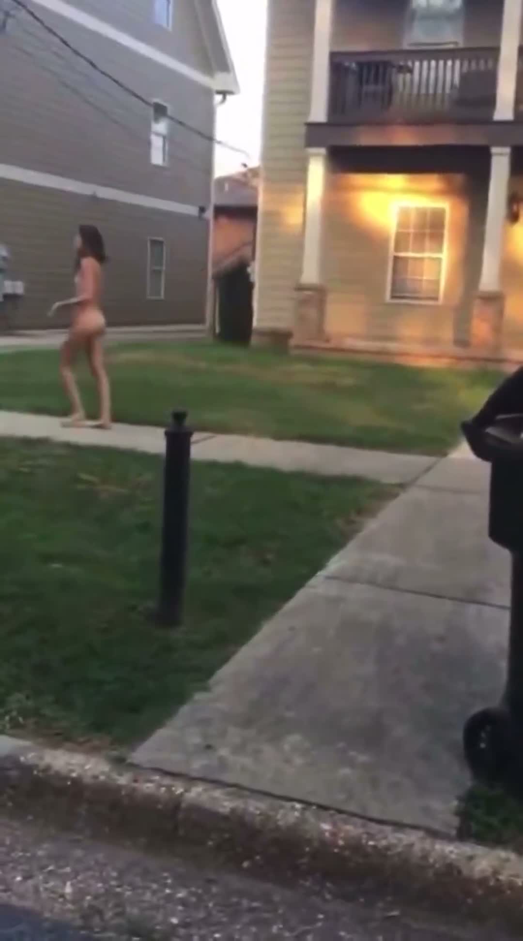 Amateur Nude Walks in Public