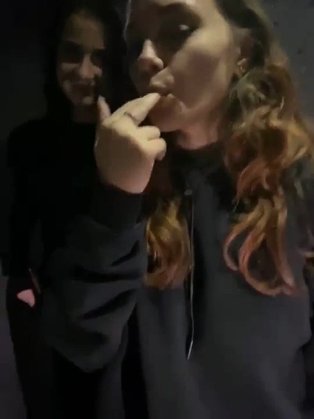 Best Friends Turn Into Lesbians